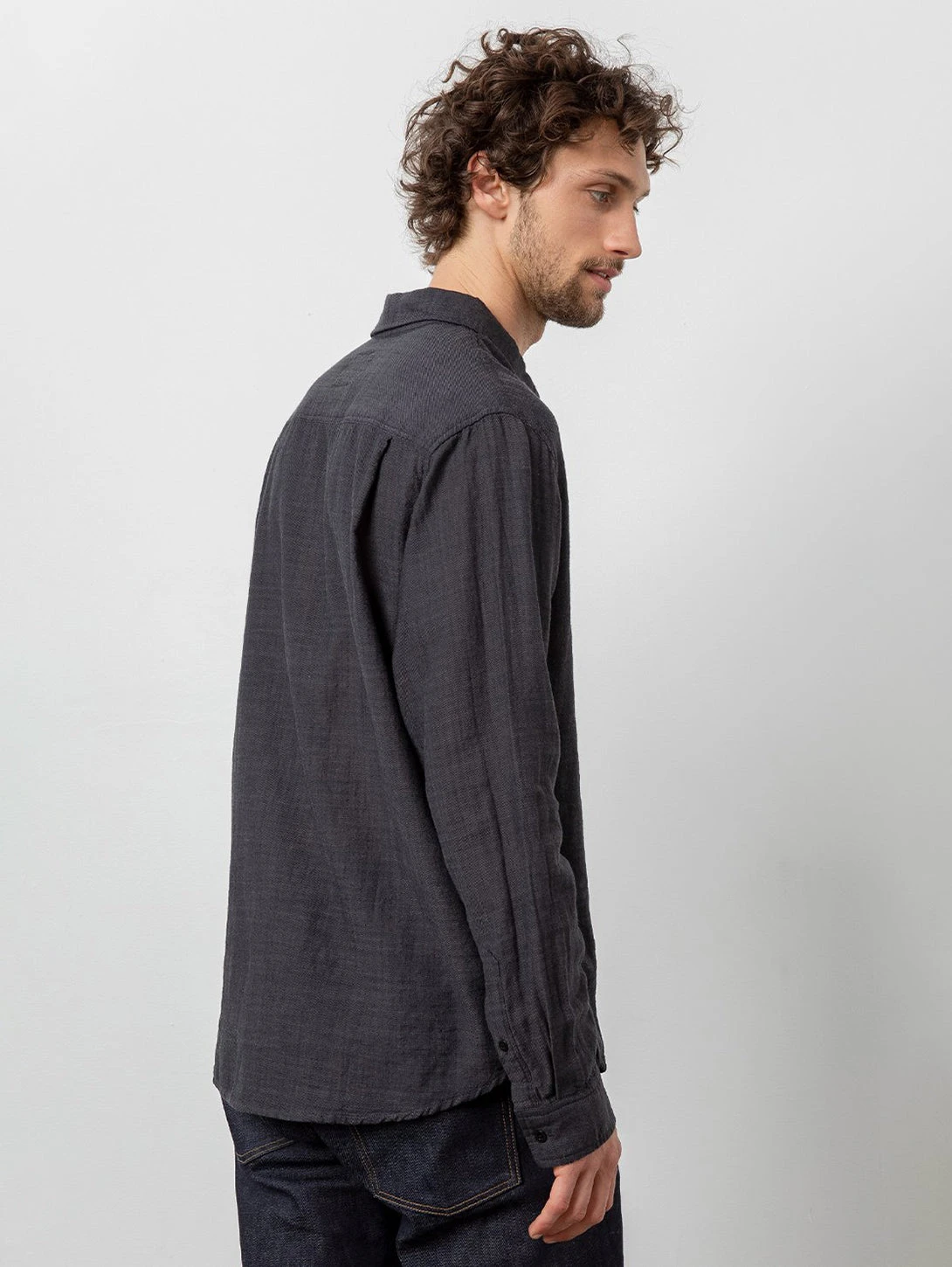 RAILS Wyatt Button Down Shirt - Black Chambray 4 RAILS Wyatt Button Down Shirt - Black Chambray - Image 2