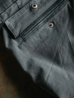 The Nail Stretch Oxford Cargo - Pigment Charcoal -Benson Shop 6 51