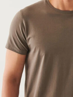 Short Sleeve Iconic Crew Tee - Khaki -Benson Shop 99A08CB 119 4555 800x cbd69d30 5f5f 42cc 9ea1 6b59414076e5