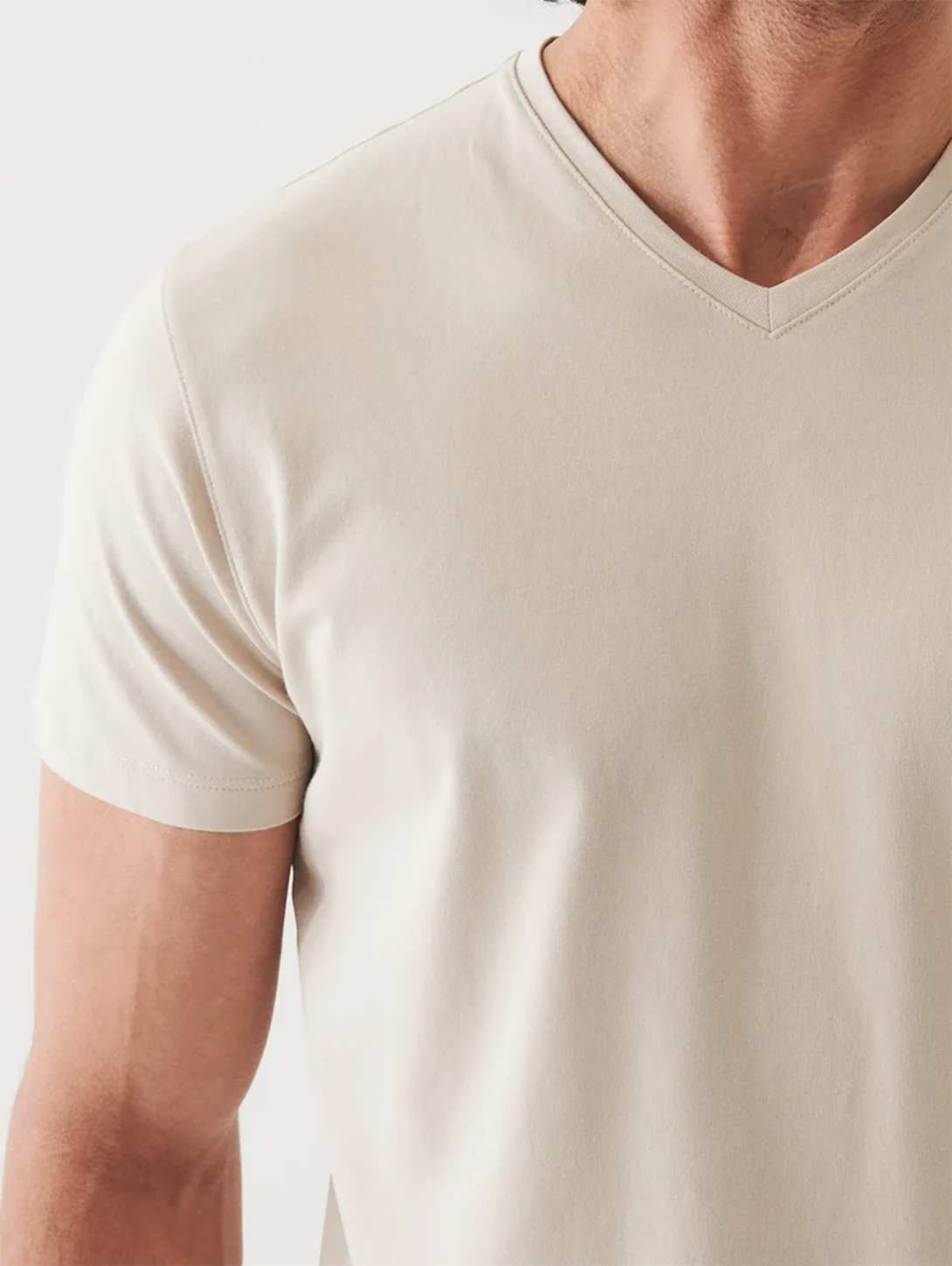 Iconic V-Neck T-Shirt - Wheat 7 Iconic V-Neck T-Shirt - Wheat - Image 5