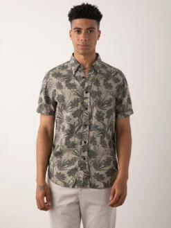 RAILS Carson Short Sleeve Shirt - Jungle Foliage Olive