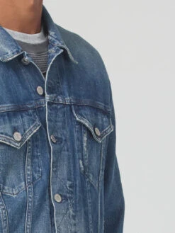 CITIZENS OF HUMANITY Classic Denim Jacket - Wilkes -Benson Shop M530 365 CLASSIC DENIM JACKET WILKES 1986 800x 379fe063 9dce 4f4c 9dcf 00b96c8afee1