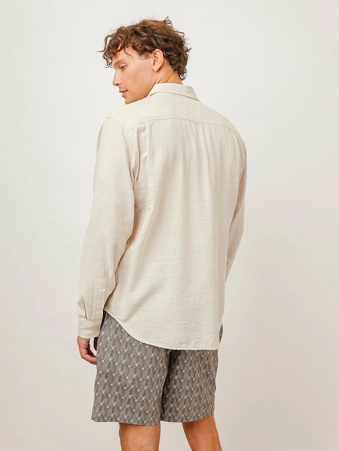 RAILS Wyatt Button Down Shirt - Hummus 4 RAILS Wyatt Button Down Shirt - Hummus - Image 2